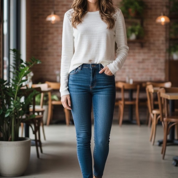 Cabi Sophia Sweater Women’s Medium Long Sleeve Sheer Lace Back Style 5005 NWT - Picture 10 of 10